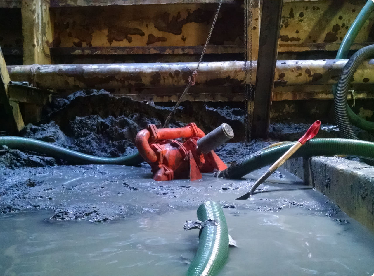 A Wilden AODD pump working in an environment where self-priming is critical